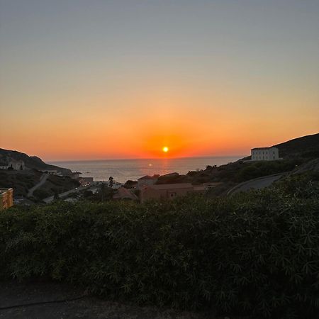 B&B Calata Di Soli Miniera dellʼArgentiera Buitenkant foto