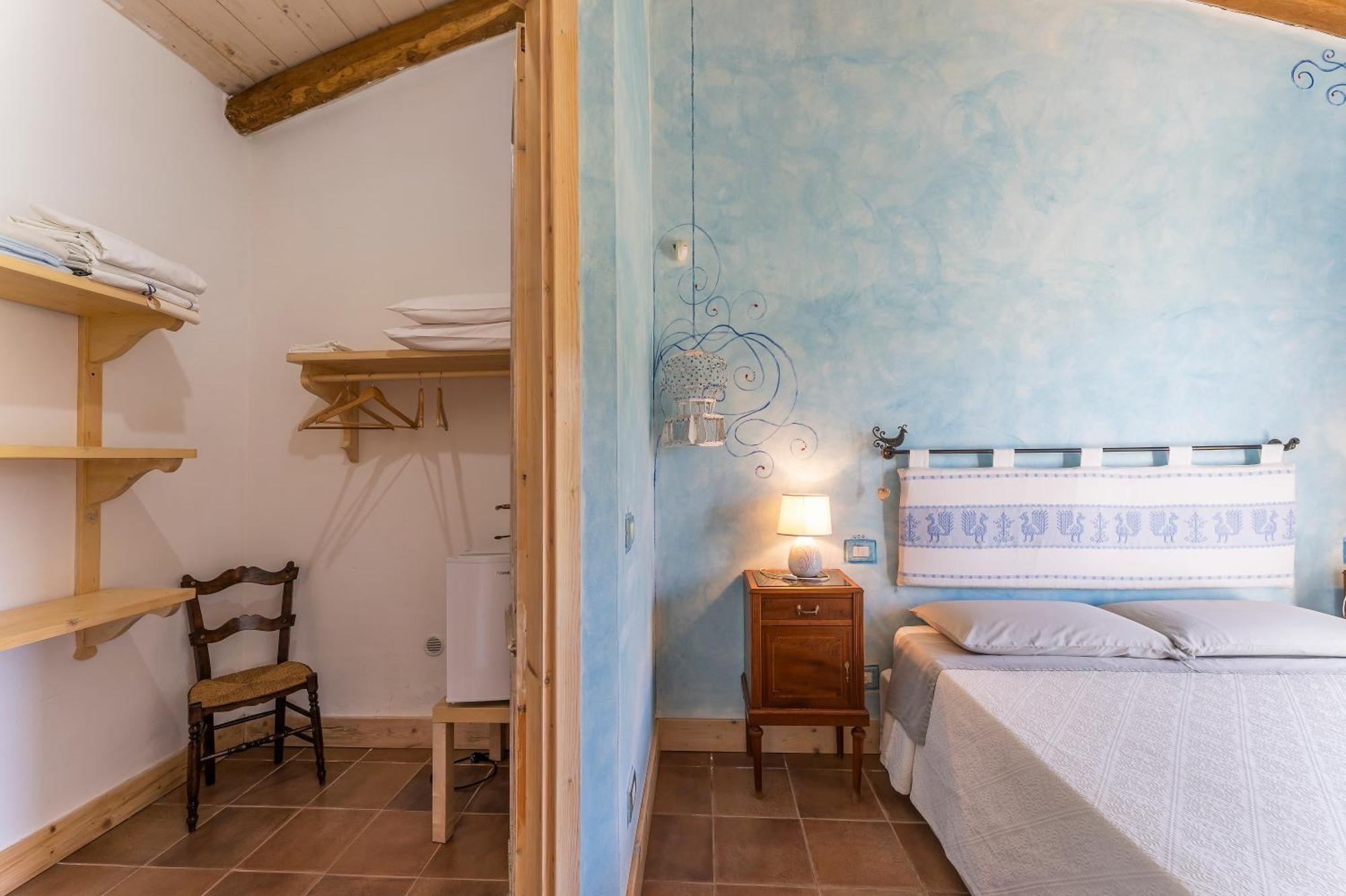 B&B Calata Di Soli Miniera dellʼArgentiera Buitenkant foto