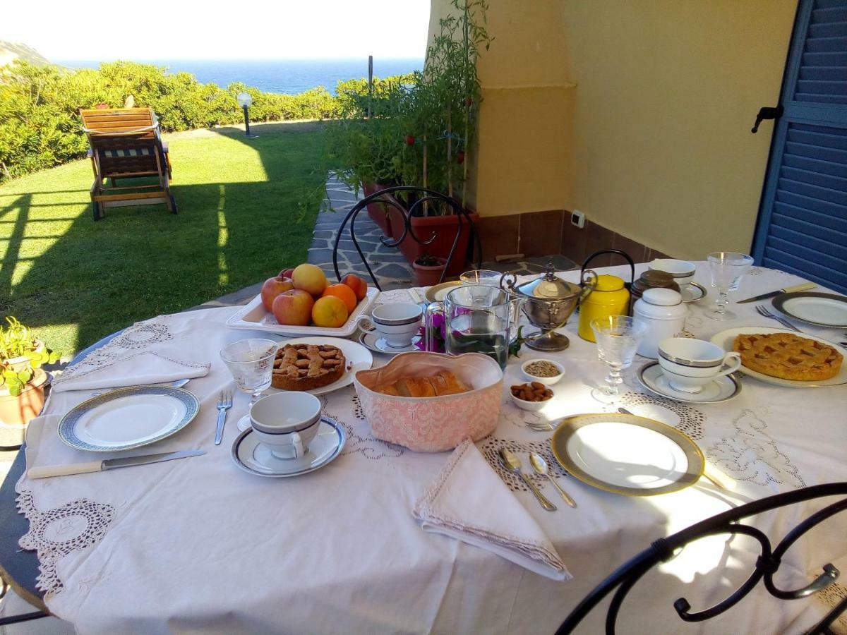 B&B Calata Di Soli Miniera dellʼArgentiera Buitenkant foto